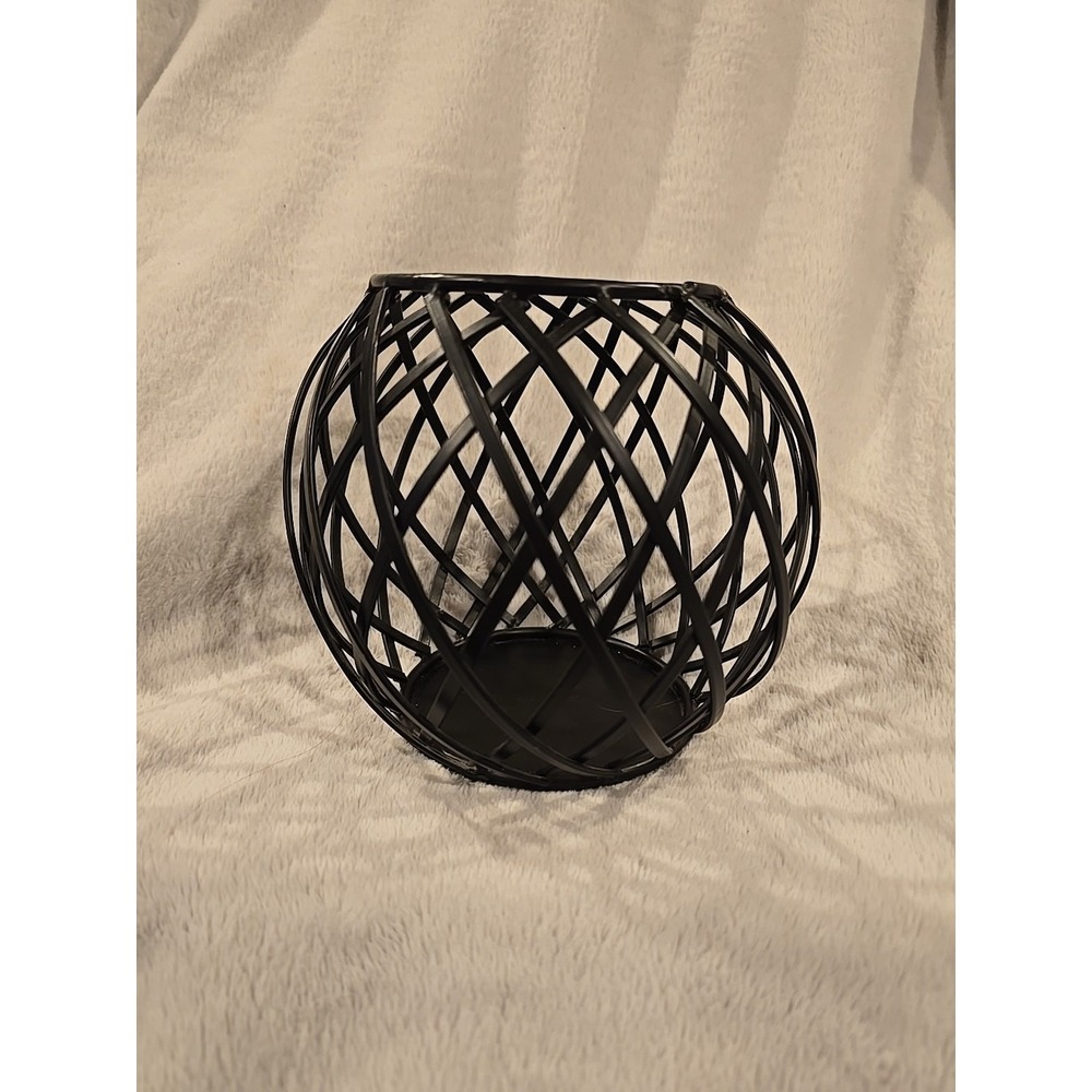 Hobby‎ Lobby Welcome Home Collection Black Metal Woven Lattice Orb Candle Holder